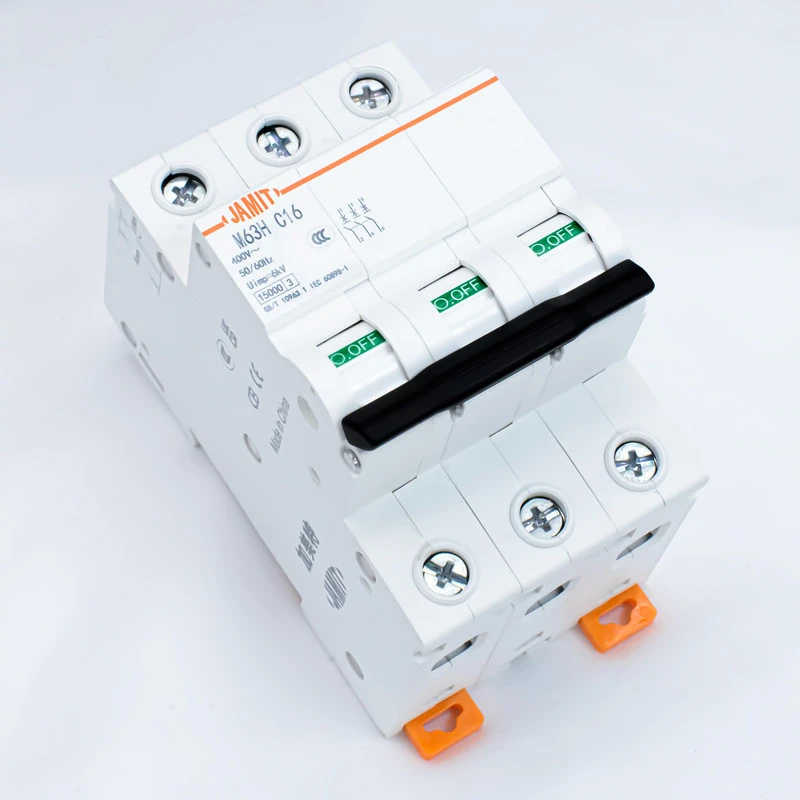 16 Amp Circuit Breaker